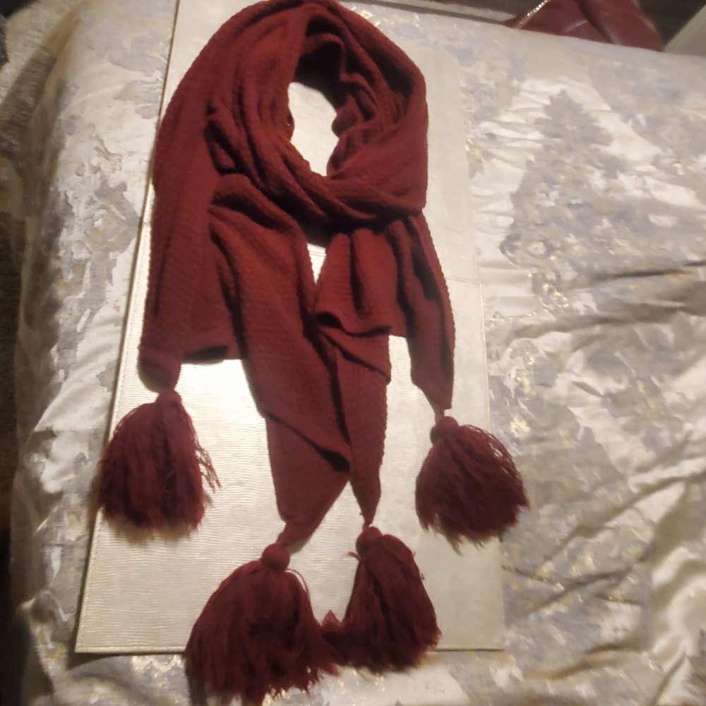 Its almost summer but its STILL COLD at WORK sale. Marron scarf wrap w tassels